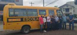 Administração Municipal recebe Ônibus Escolar do Governo Federal